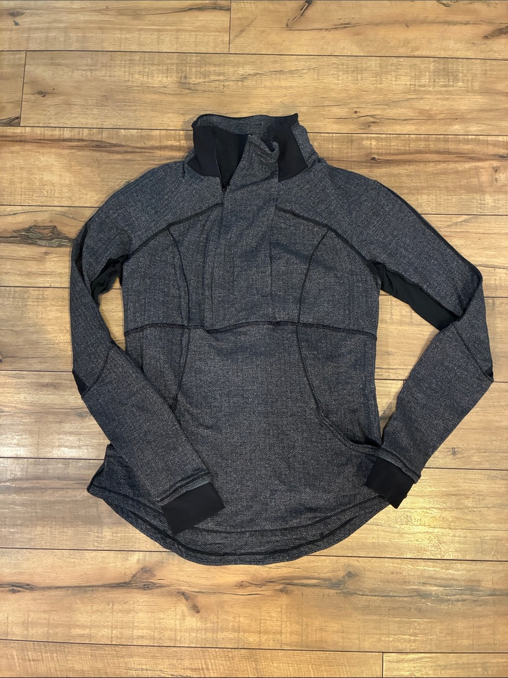 Lululemon Base Runner 1/2 Zip Pullover